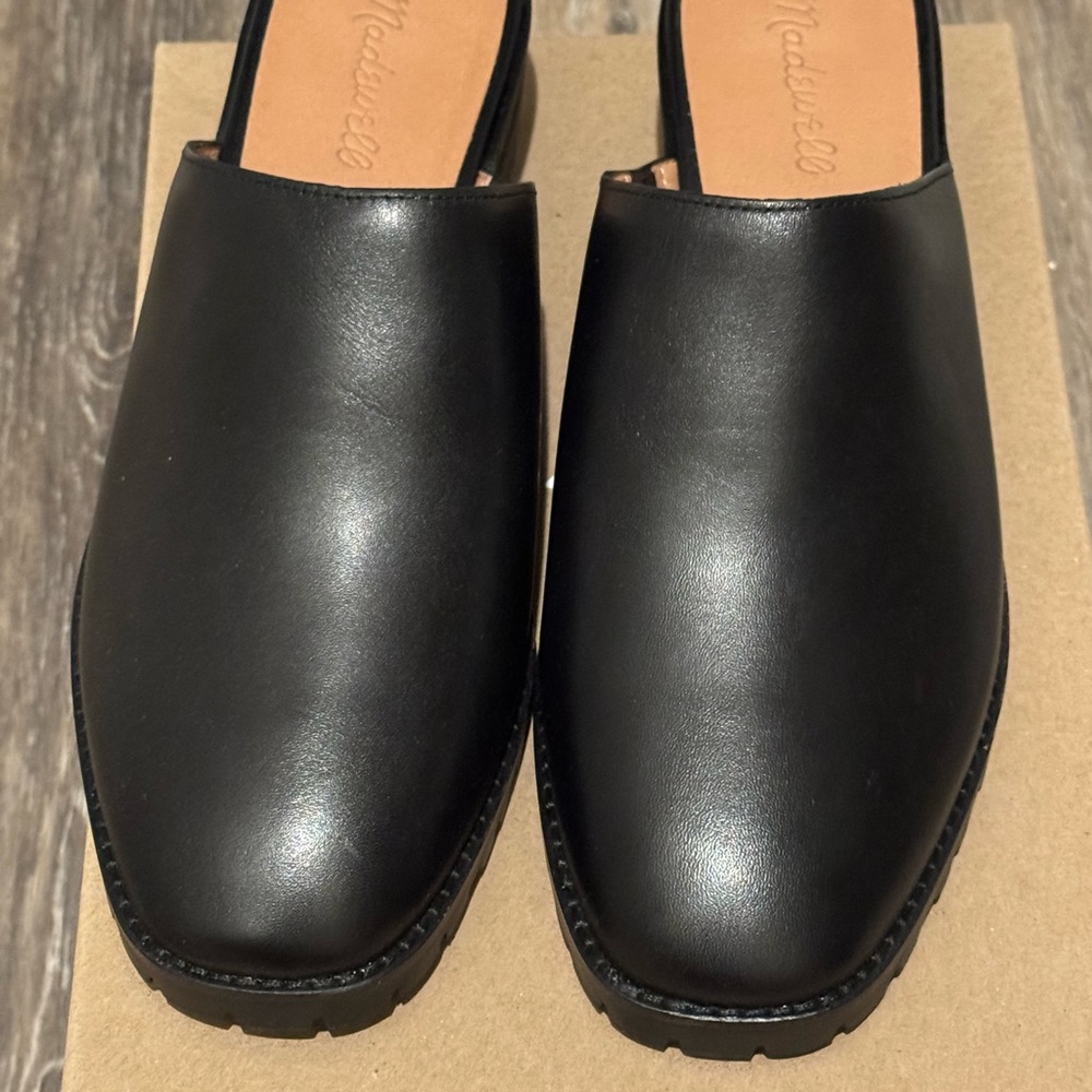 Madewell Elegant Black Leather Slip-On Loafers